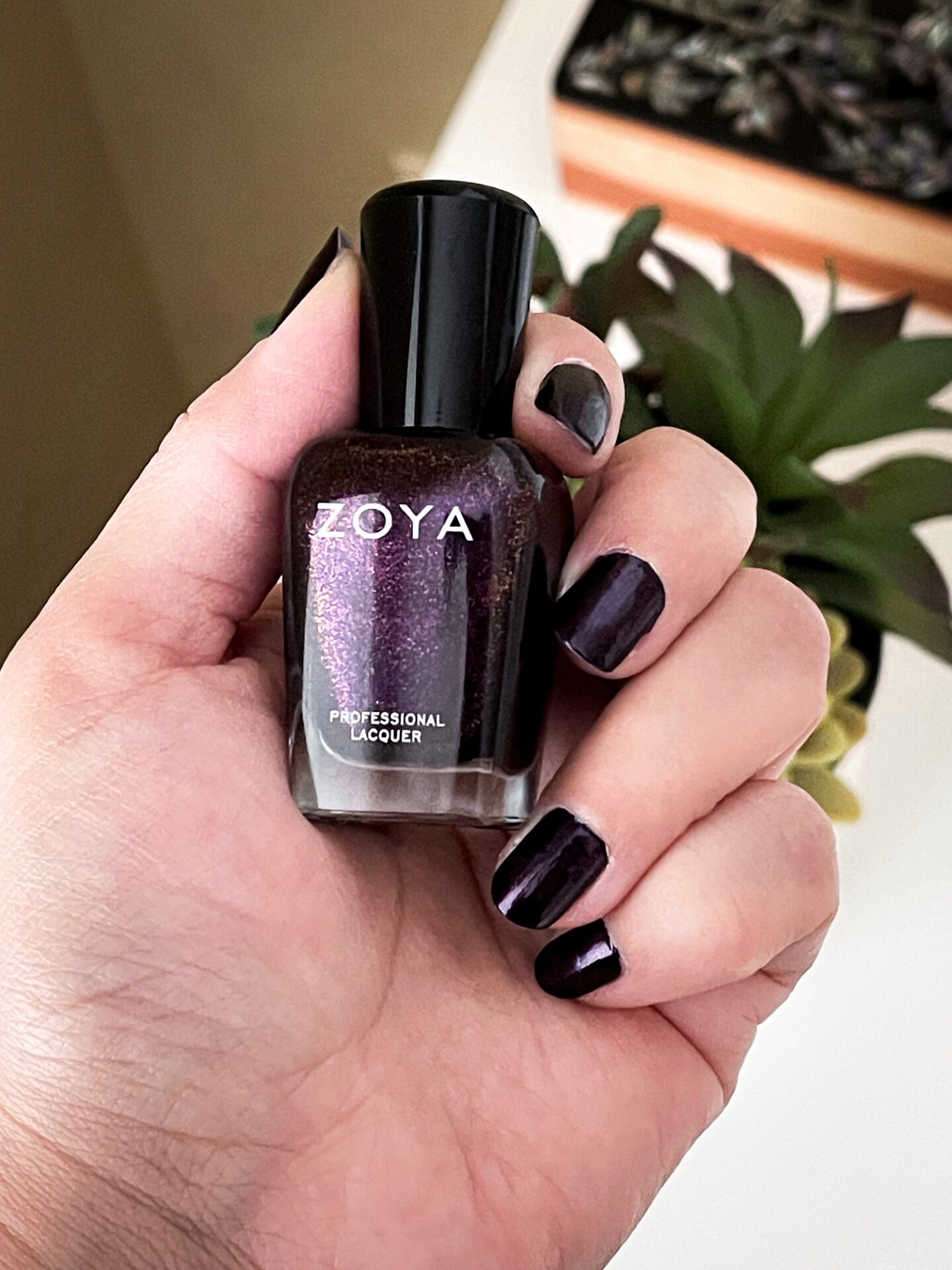 Billie Zoya Nailpolish Close Up